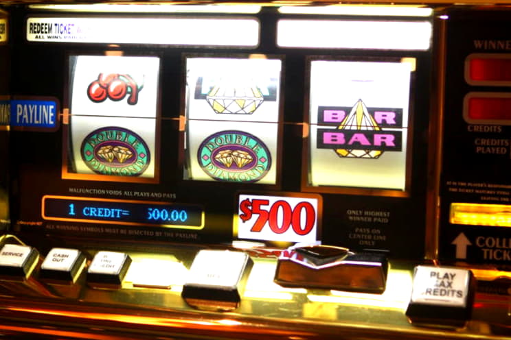 €790 NO DEPOSIT at Slotty Dubai Casino