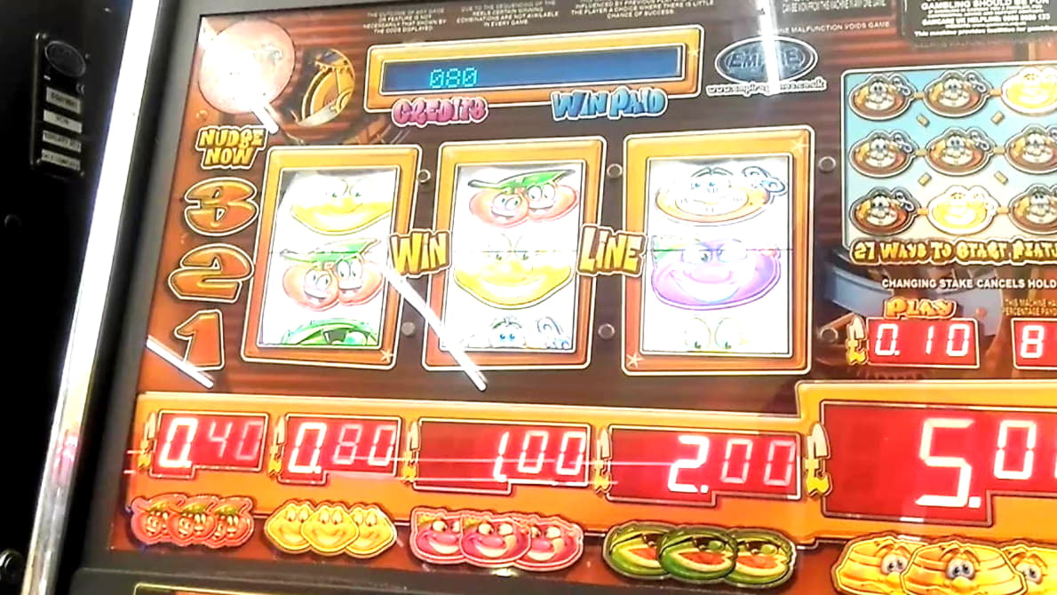 EURO 475 casino chip at Magic Red Casino