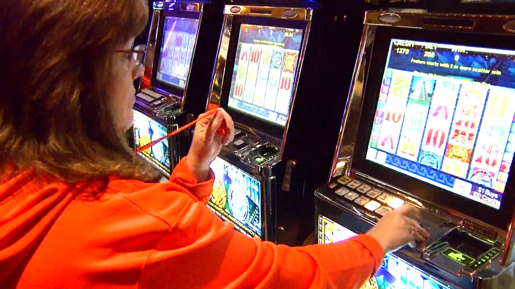 EUR 310 Casino chip at Jackpot City Casino