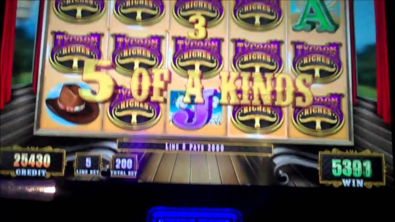 €470 Daily freeroll slot tournament at Slots Billion Casino