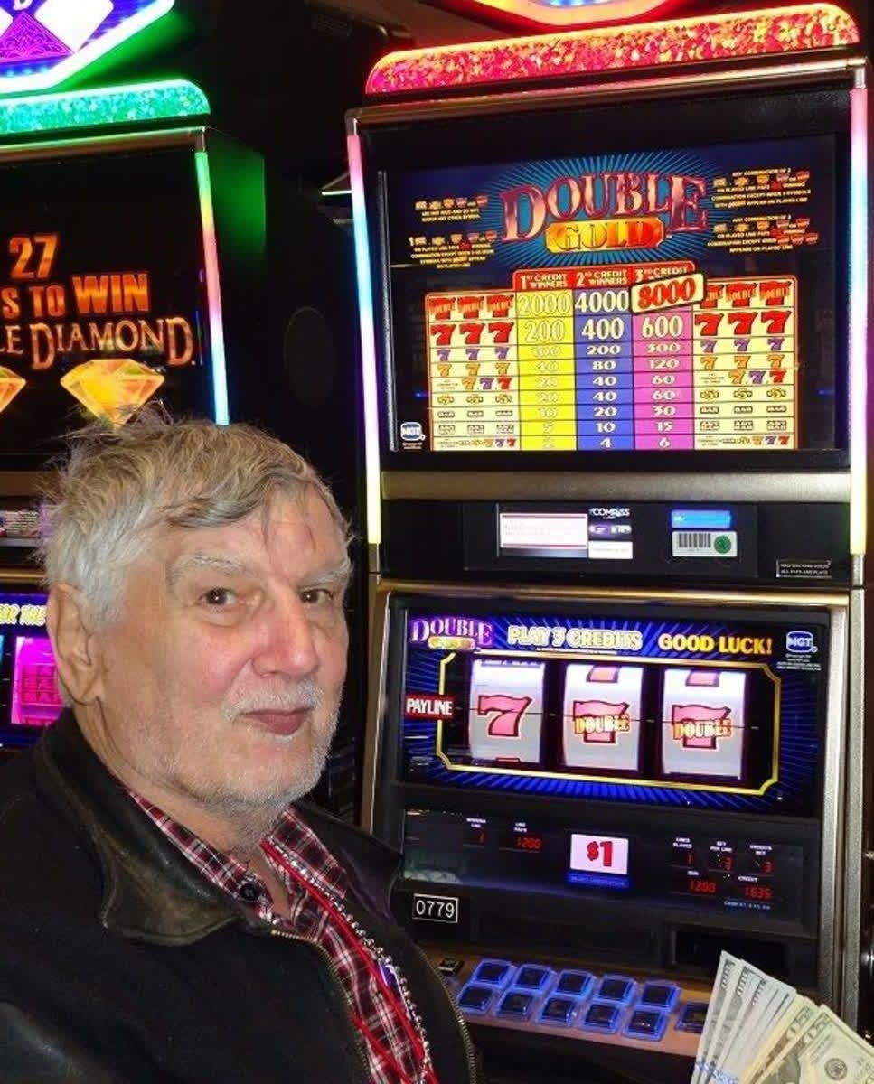 £465 Daily freeroll slot tournament at 888 Casino