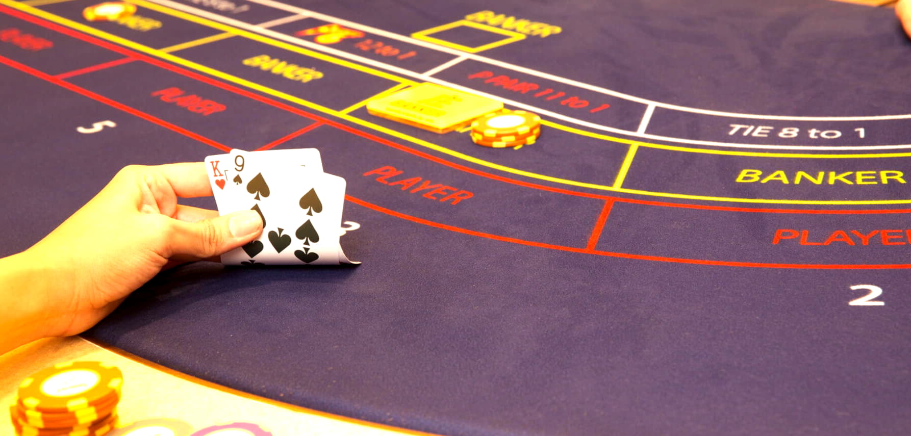 295 Free spins at CasiPlay Casino