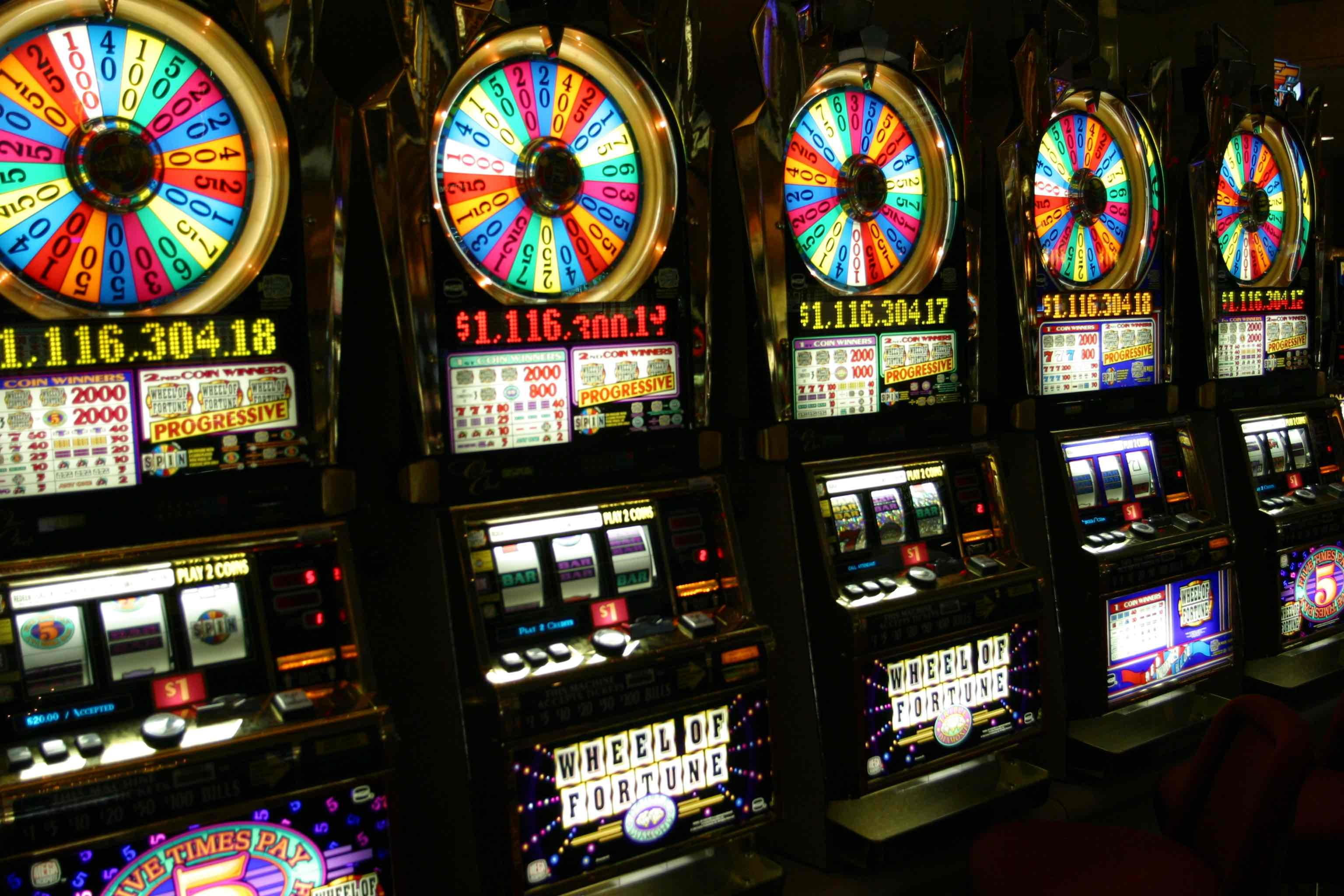 170 FREE Spins at Slotty Dubai Casino