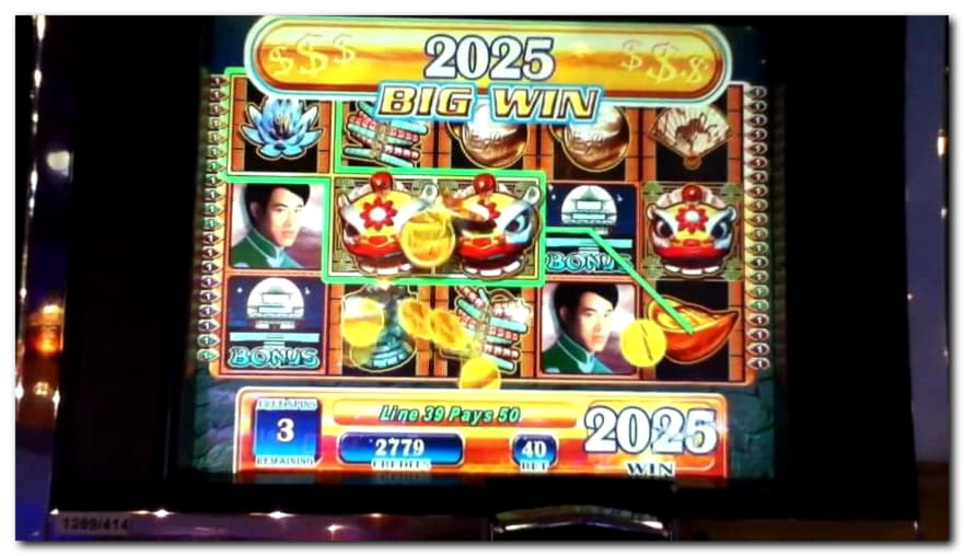 EUR 825 Daily freeroll slot tournament at Casino Luck