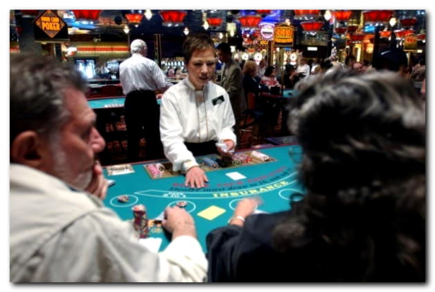EURO 3210 no deposit bonus code at Casino Luck