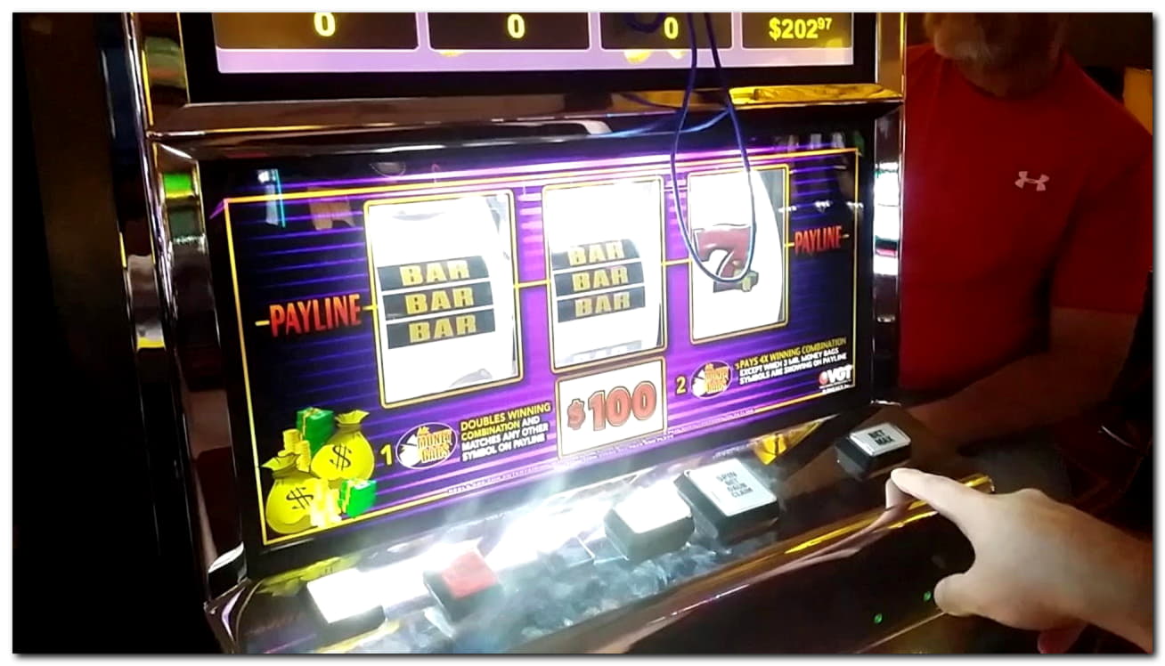 EUR 825 Casino tournaments freeroll at Slotty Dubai Casino
