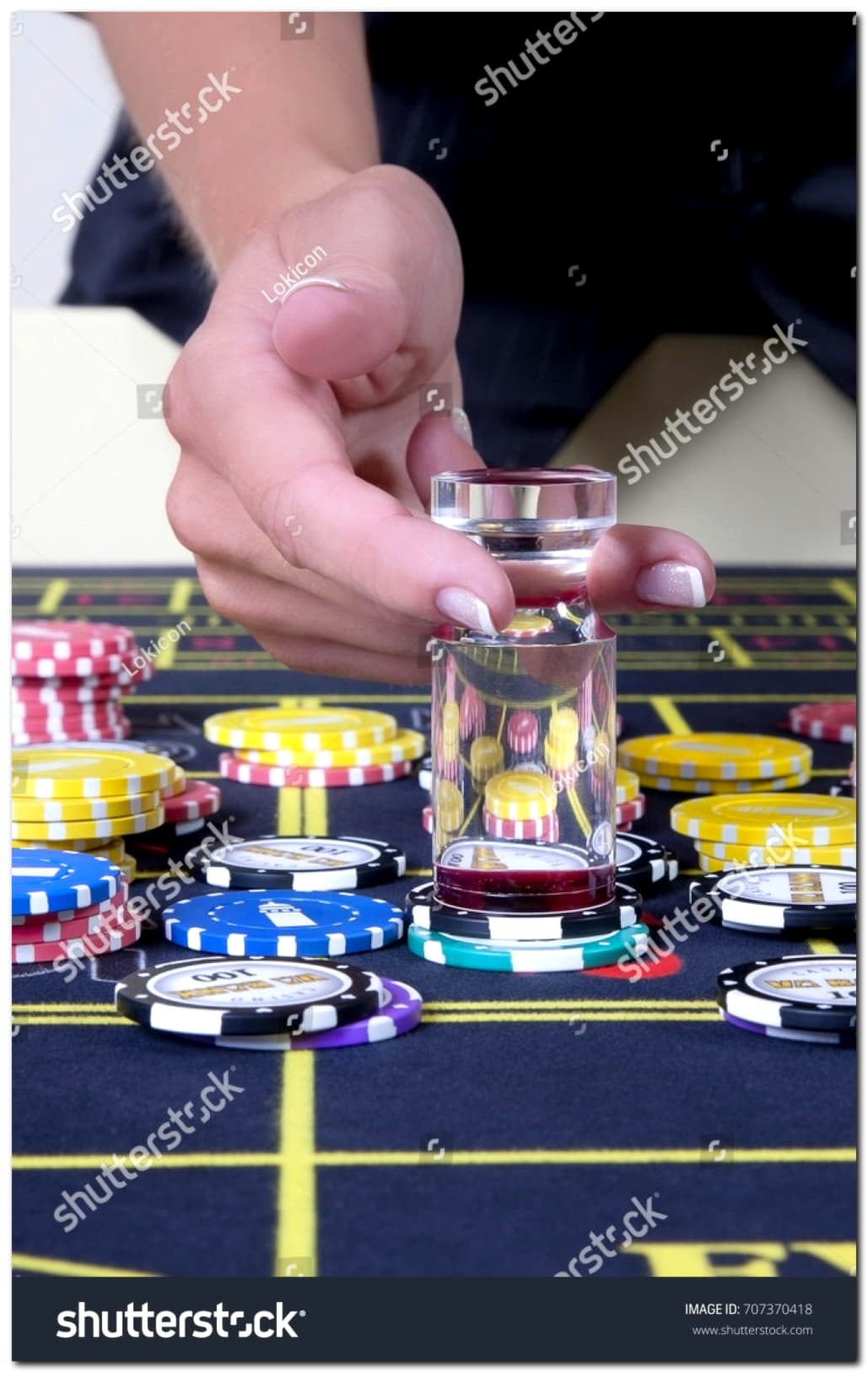 €595 FREE Chip at Unique Casino