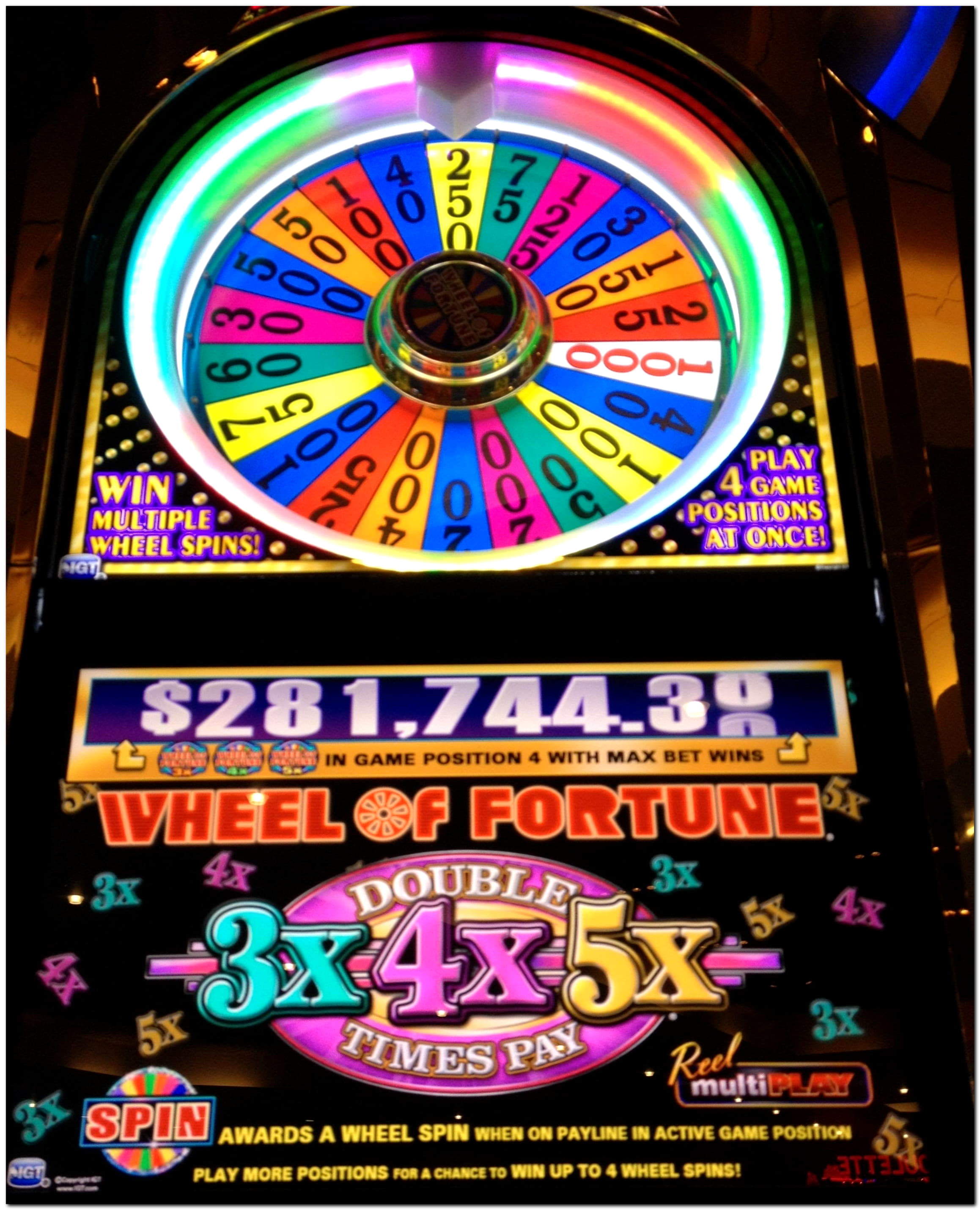 111 Free Spins no deposit at CasiPlay Casino