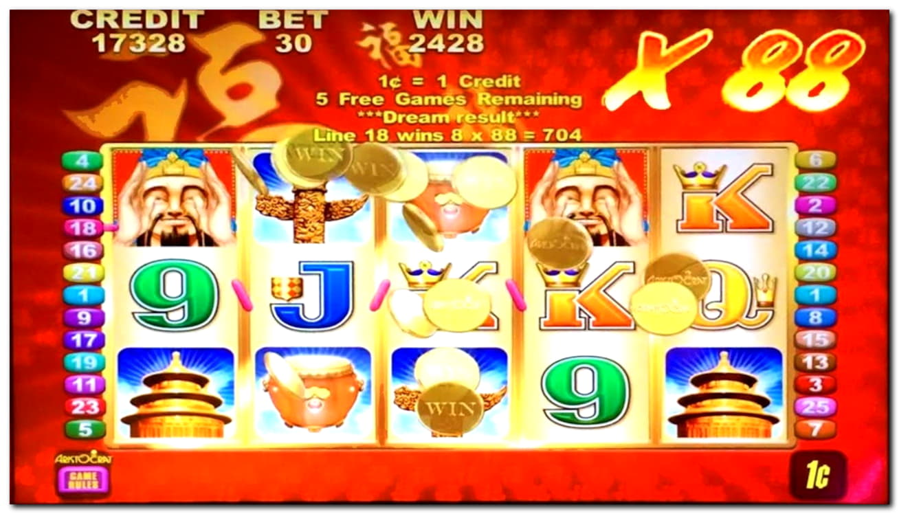 £260 Daily freeroll slot tournament at Casino-X