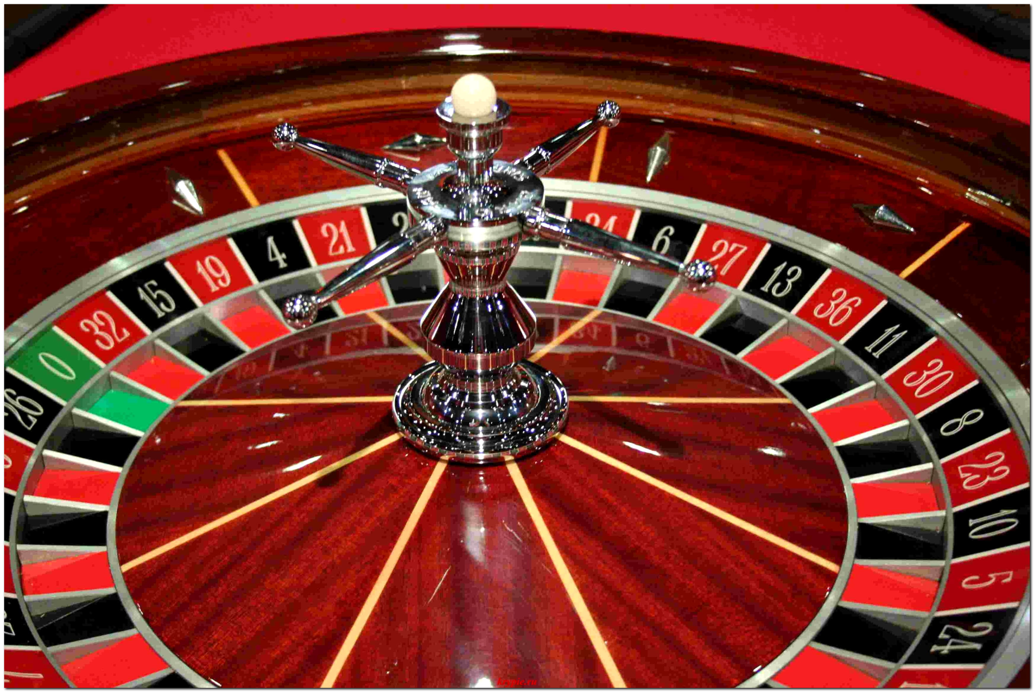 €390 Mobile freeroll slot tournament at Slotty Dubai Casino