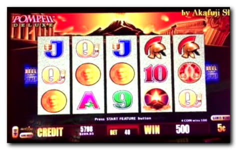 $95 Daily freeroll slot tournament at Magic Red Casino