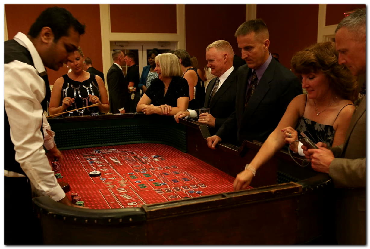 EUR 410 Mobile freeroll slot tournament at Casino-X