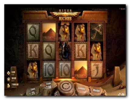 55 Free Spins at Magic Red Casino